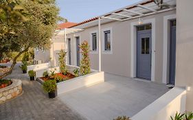 Dionisos Suites
